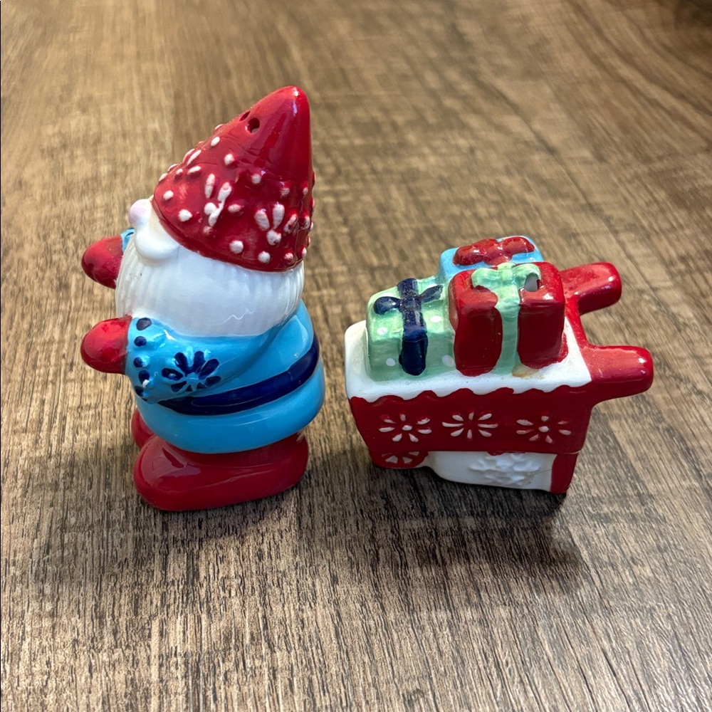 Festive Gnome Figurine with Gifts Salt Pepper Shakers World Market Scandinavian - Picture 3 of 5